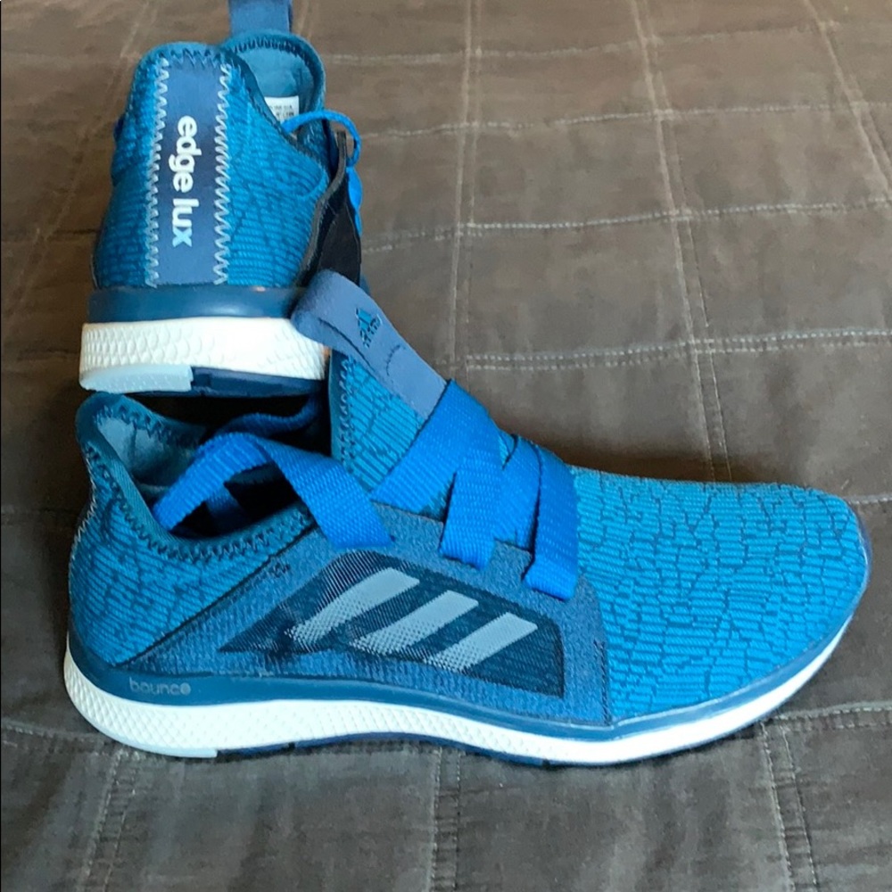 Adidas Edge Lux Size 5 1/2 Running Shoe-NEW
